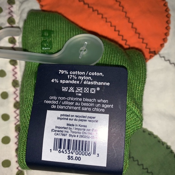 GAP booties (3-6 months) & socks (3-6 months) - Picture 4 of 5